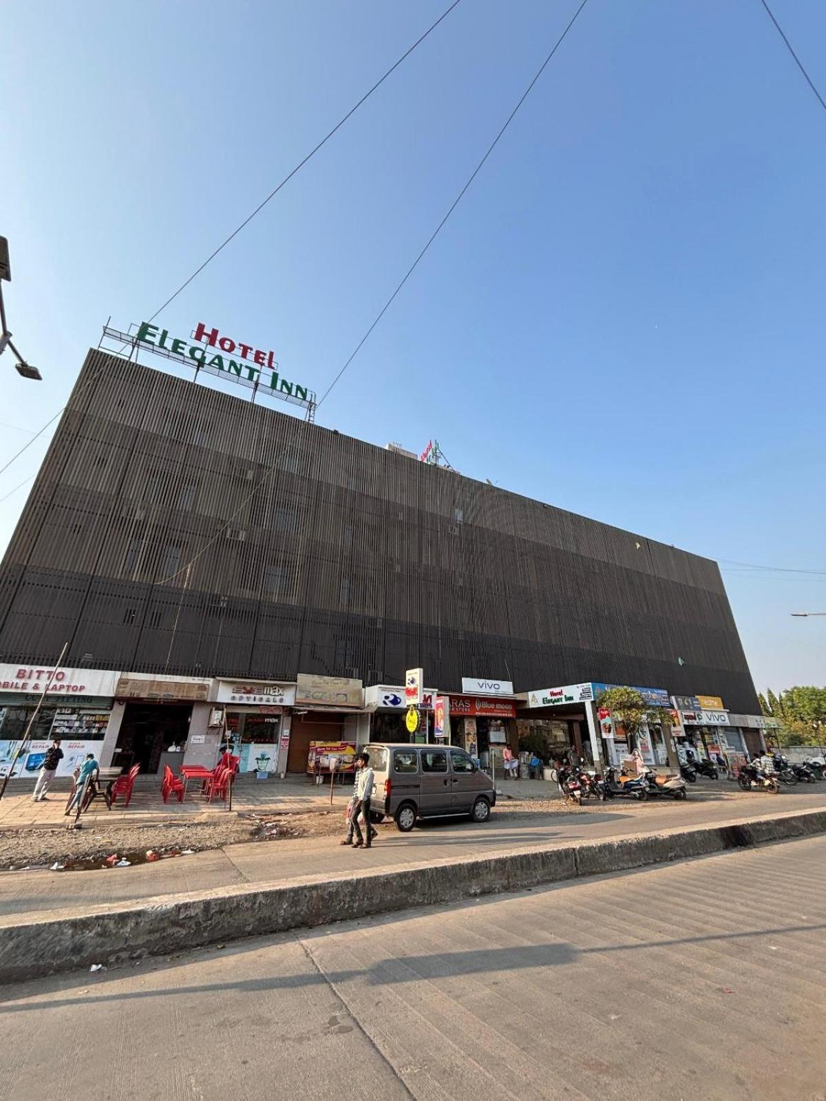 Hotel Elegant Inn Surat Dış mekan fotoğraf